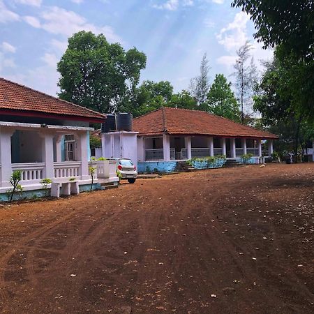 The Imperial Heritage II 2 Minutes From Station And Market II Deluxe Ac Rooms II Lonavala Ngoại thất bức ảnh