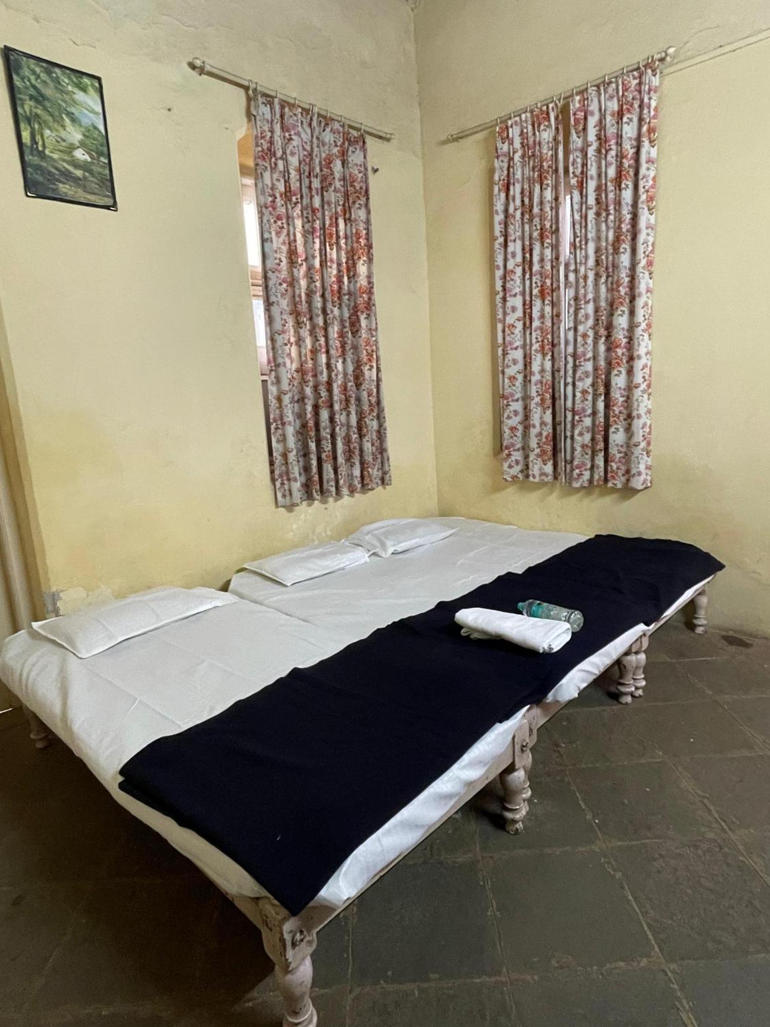The Imperial Heritage II 2 Minutes From Station And Market II Deluxe Ac Rooms II Lonavala Ngoại thất bức ảnh